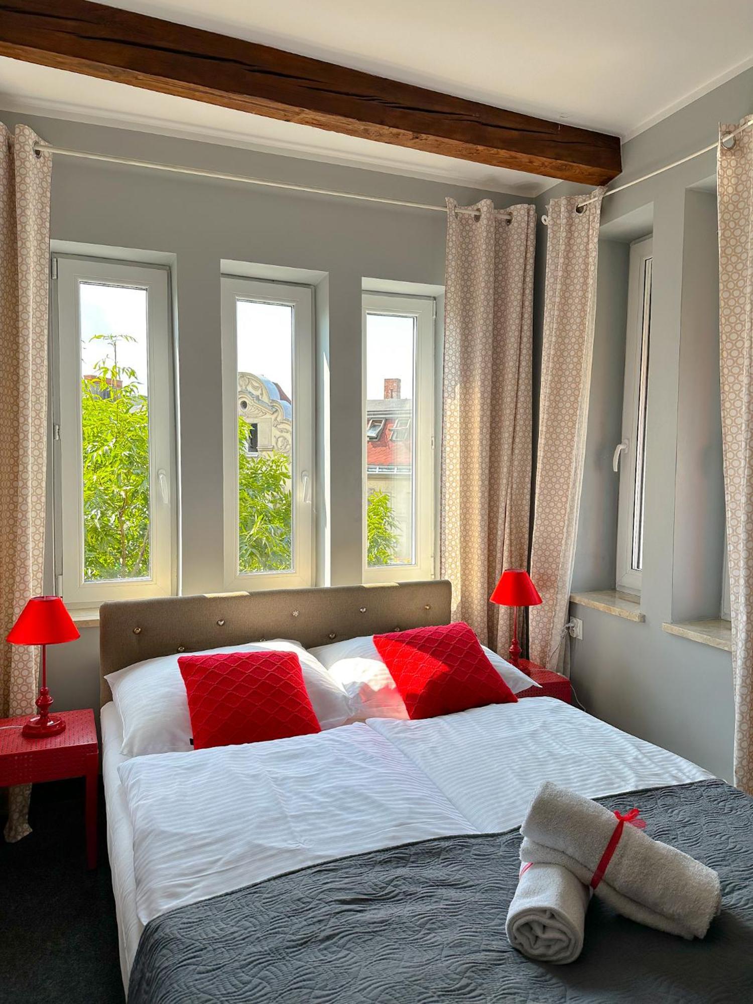 Expolis Residence - City Center Mtp Targi - 24H #Betterthanyourex 波兹南 外观 照片