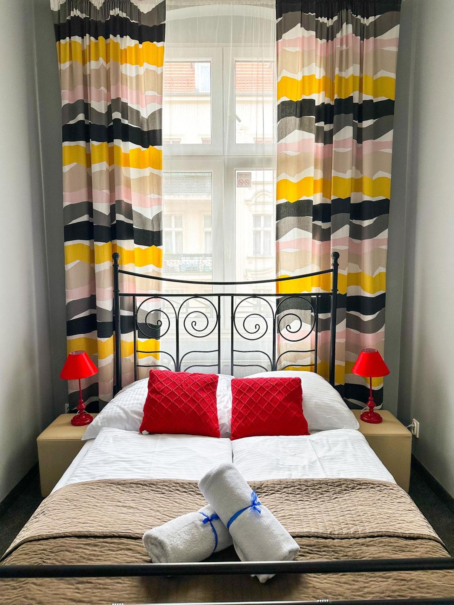 Expolis Residence - City Center Mtp Targi - 24H #Betterthanyourex 波兹南 外观 照片