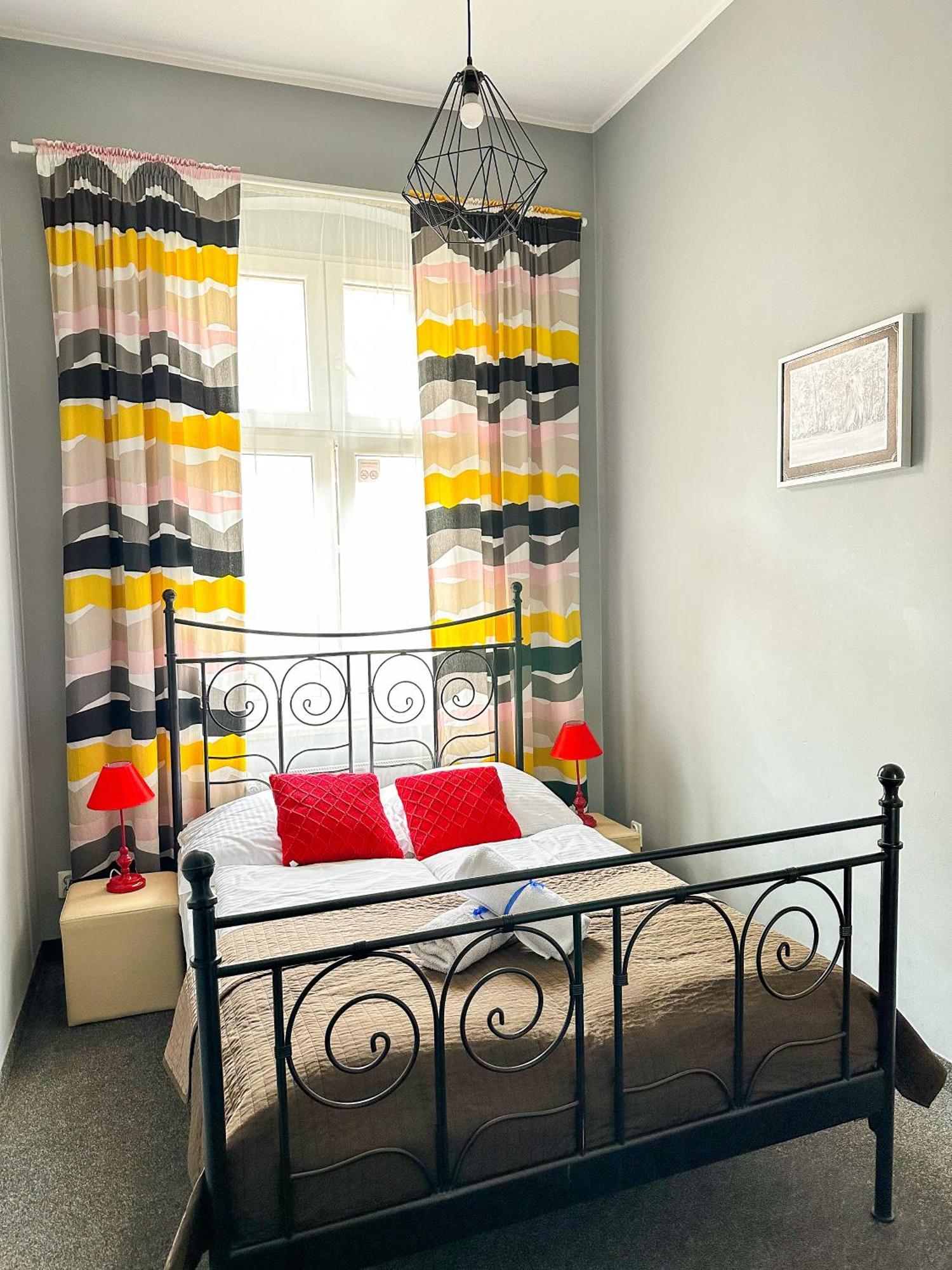Expolis Residence - City Center Mtp Targi - 24H #Betterthanyourex 波兹南 外观 照片