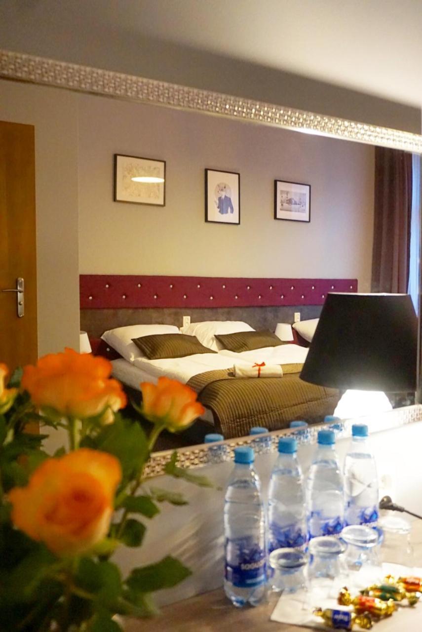 Expolis Residence - City Center Mtp Targi - 24H #Betterthanyourex 波兹南 外观 照片